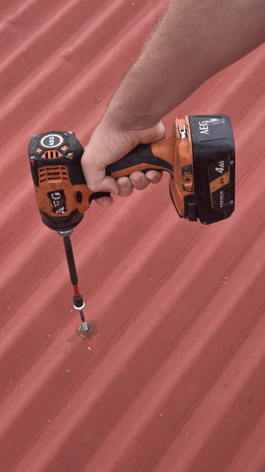 Re fastening a roof with fasteners